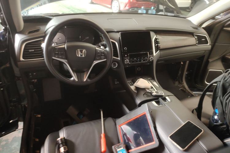 Used Honda Avancier 2020 370TURBO Two-Wheel Drive Luxury Edition Center Console