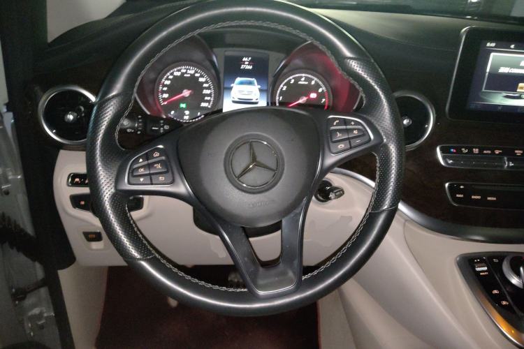 Used Mercedes-Benz V-Class 2016 V 260 L Prestige Extended Edition