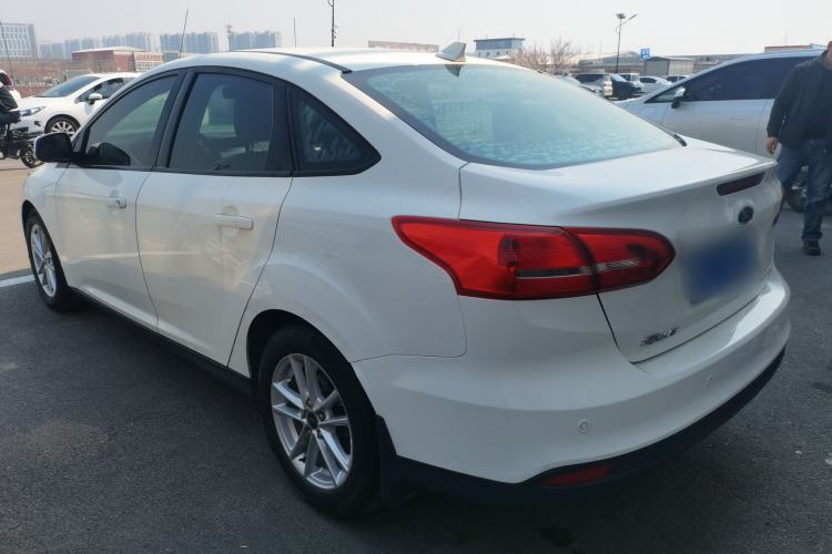 Used Ford Focus 2017 Sedan 1.6L Automatic Fashion Edition Smart Drive Version
