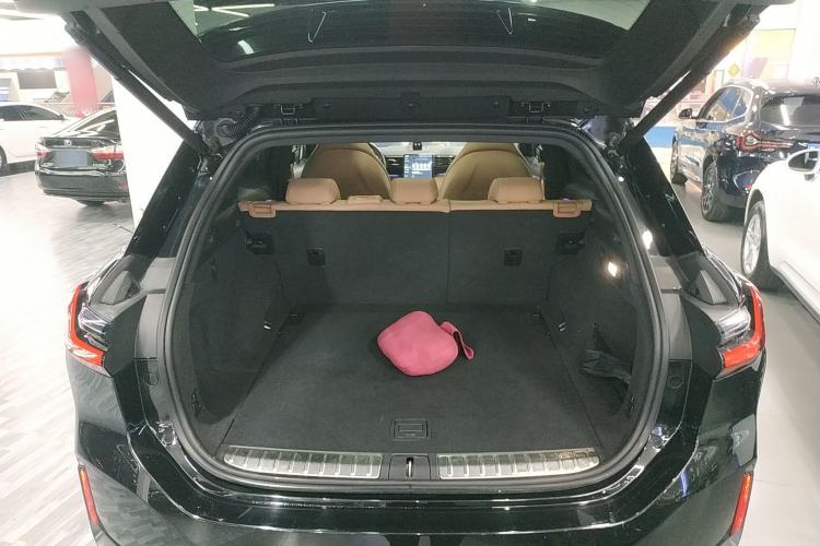 Used Nio ES6 2022 75 kWh Performance Version
