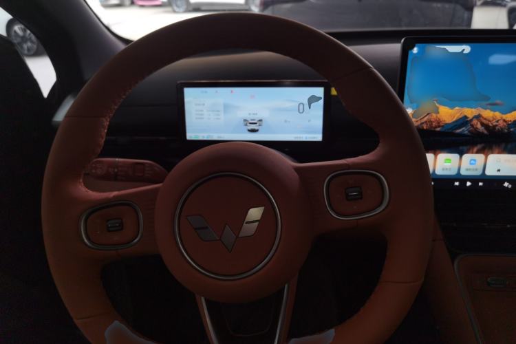 Used Wuling Xingguang S 2025 Model, 130km Flagship Edition