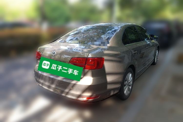 Used Volkswagen Sagitar 2015 1.6L Manual Comfort Model