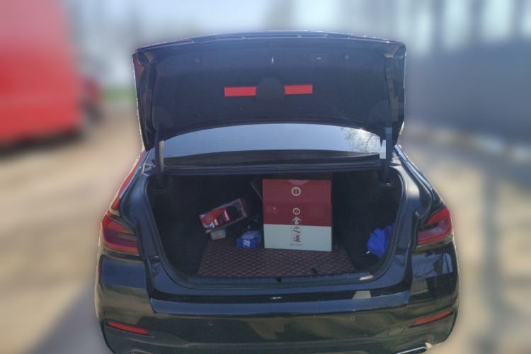 Used BMW 5 Series 2021 525Li M Sport Package Trunk