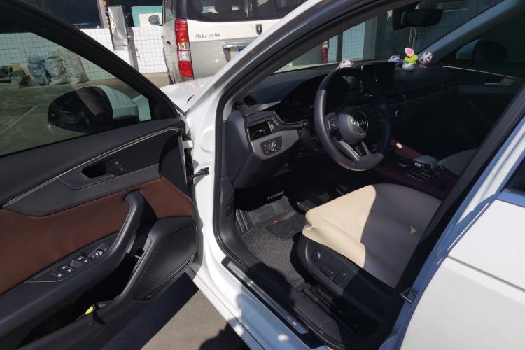 Used Audi A4L 2018 30th Anniversary Edition 40 TFSI Trendy Model