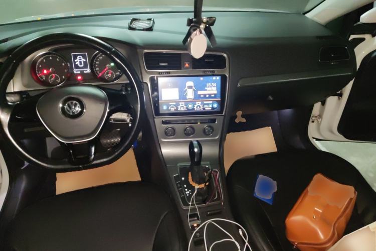 Used Volkswagen Golf 2015 1.2TSI Automatic Comfort Model