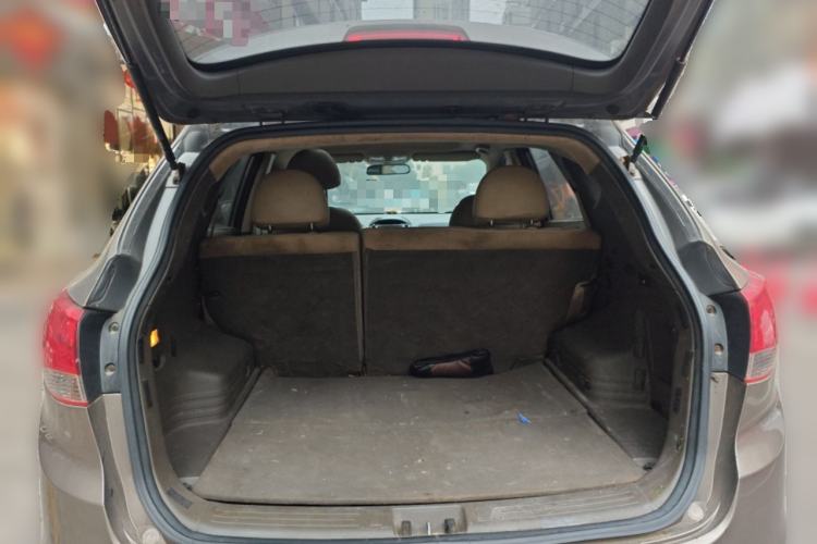 Used Hyundai ix35 2012 2.0L Automatic Two-Wheel Drive New Edition GL
