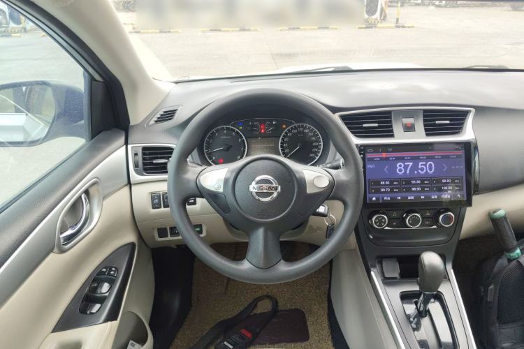 Used Nissan Sylphy 2019 1.6XE CVT Comfort Edition China VI Standard Steering Wheel
