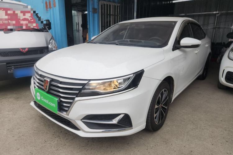 Used Roewe i6 2019 PLUS 1.6L Manual 4G Connected Deluxe Top-Tier Version