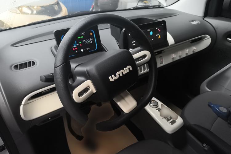 Used CHANGAN NEVO Lumin 2022 155 km – Refreshingly Sweet Edition Steering Wheel