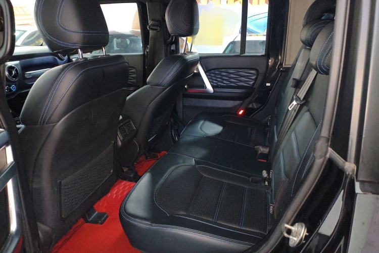 Used BAIC Off-Road BJ40 2018 PLUS 2.3T Automatic Four-Wheel Drive Flagship Version China V Emission Standard Left Rear Seat