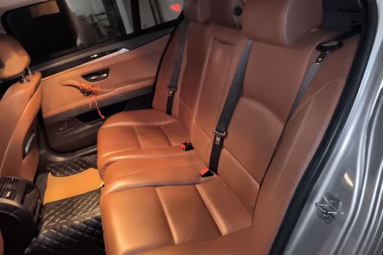 Used BMW 5 Series 2014 520Li Elegant Model
