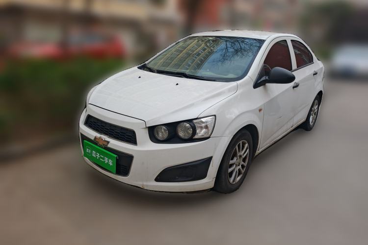 Used Chevrolet Aveo Sonic 2011 Sedan 1.4L MT SL
