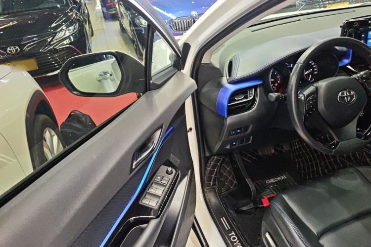 Used Toyota C-HR 2022 2.0L Leading Edition
