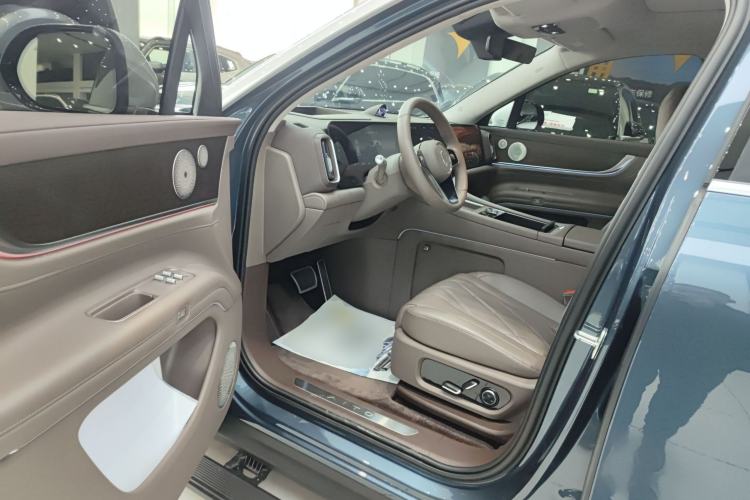 Used Hima AITO M9 2024 Range-Extended Ultra Version 52 kWh 5-Seater Model