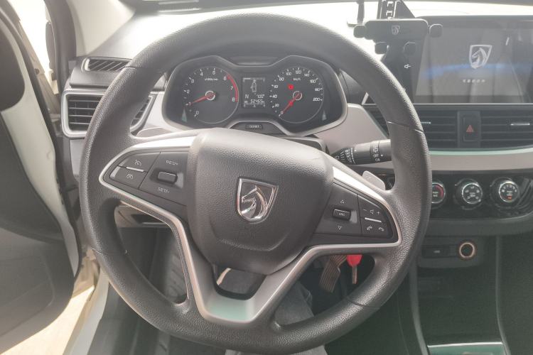 Used Baojun 310W 2018 1.5L Automatic Fashion Version China V Emission Standard