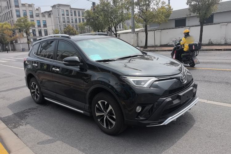 Used Toyota RAV4 2016 2.0L CVT Two-Wheel Drive Smart Edition China V Standard Exterior 2