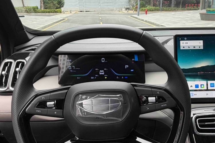 Used Geely Auto FX11 2025 4th Generation 1.5TD DCT – The Start Interior 3