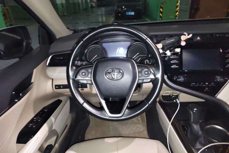 Used Toyota Camry 2018 2.0G Luxury Edition Steering Wheel