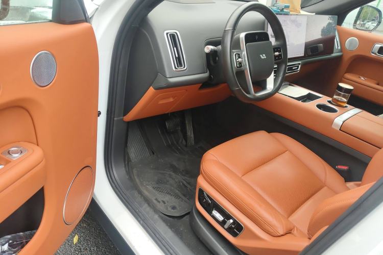 Used Li Auto L7 2023 Air model
