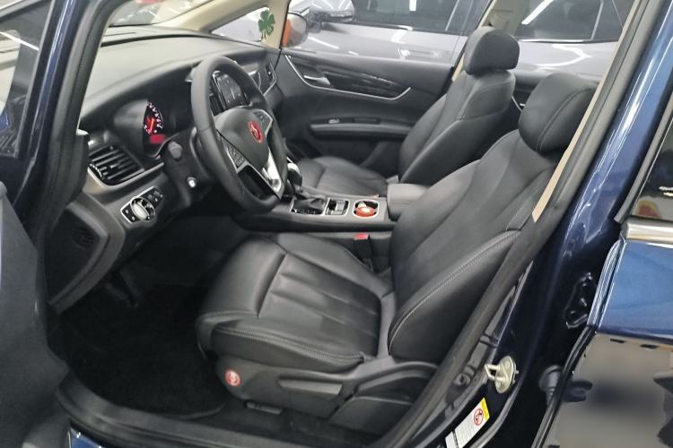 Used BYD Song MAX 2018 1.5T Automatic Smart Connect Elite Model with 6 Seats
