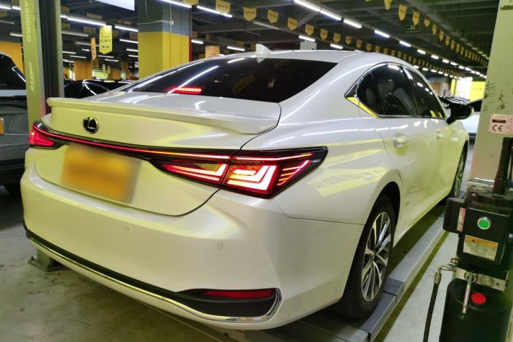 Used Lexus ES 2025 200 Premium Edition
