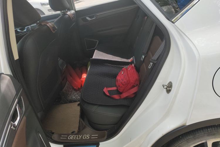 Used Geely Auto Emgrand GS 2016 Elegant Edition 1.3T Automatic ZhenShang Model Left Rear Seat