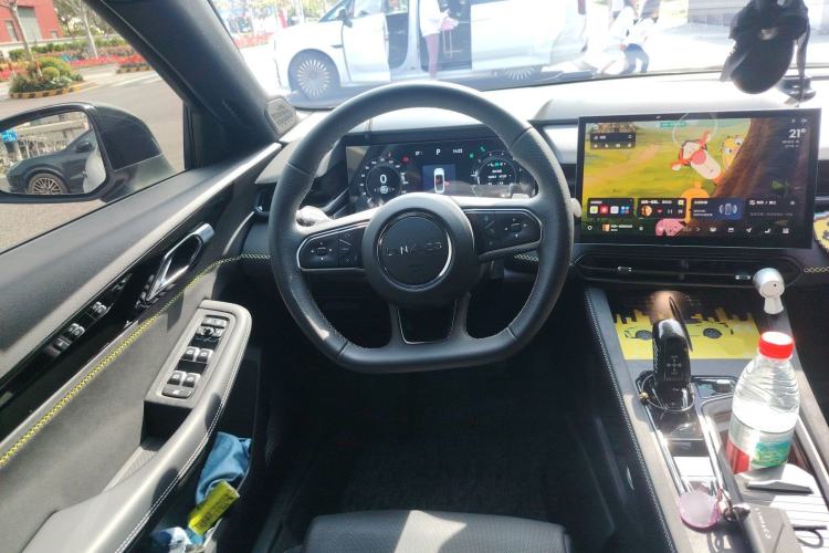 Used Lynk & Co 03 2023 2.0TD DCT JingPro Steering Wheel