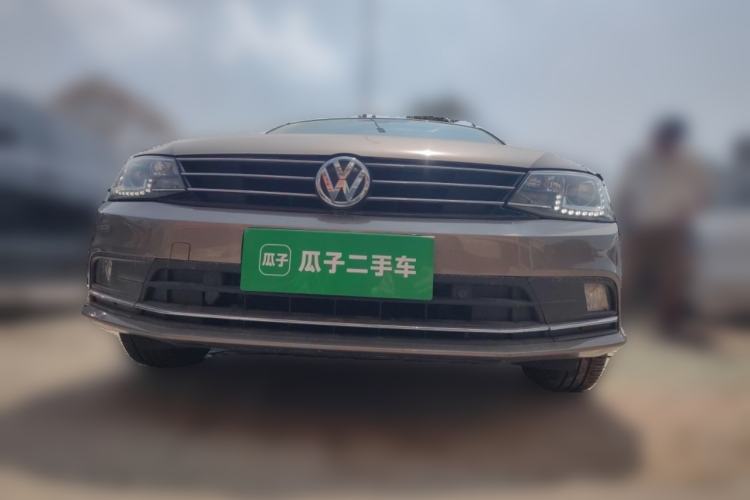 Used Volkswagen Sagitar 2015 230TSI Automatic Luxury Model