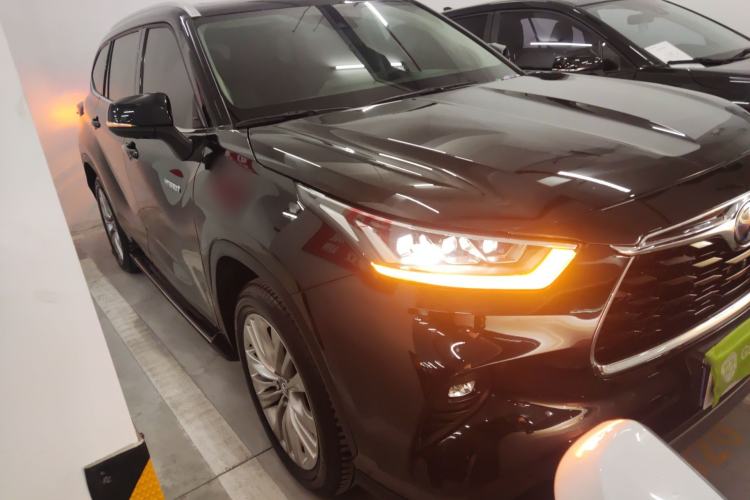 Used Toyota Highlander 2022 Dual-Engine 2.5L Four-Wheel Drive Supreme Edition 7-Seater Front Right 45 Deg