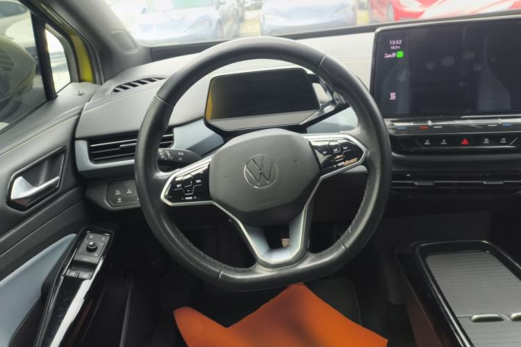 Used Volkswagen ID.4 X 2021 Pro Smart Long-Range Edition Steering Wheel