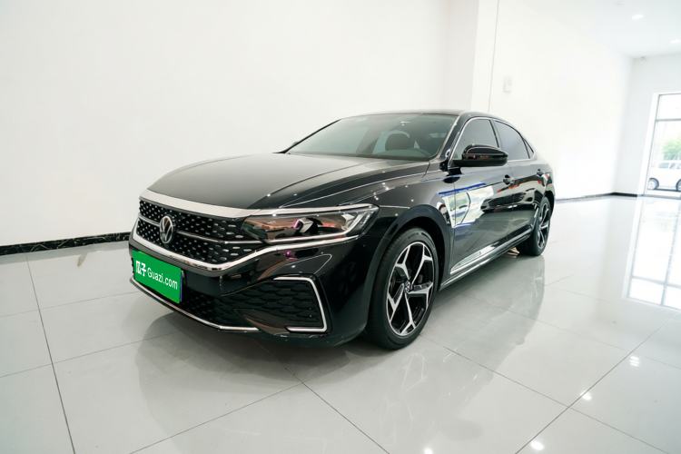 Used Volkswagen Passat 2024 380TSI Starry Dragon Edition Guazi used car, China used car export, Used car for sale, Used  cars, Cheapest cars for sale