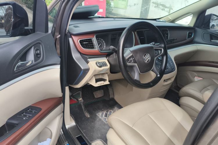 Used Buick GL8 2017 25S Comfort Version China V Standard Driver Seat