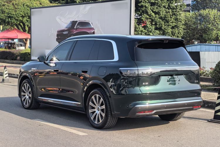 Used Hima AITO M8 2025 Extended-Range Max+ Version 53.4 kWh 6-Seater Edition