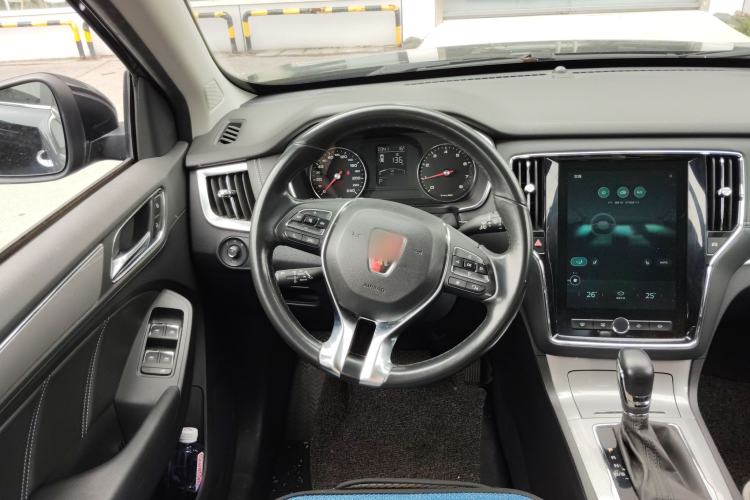 Used Roewe RX5 2018 20T Two-Wheel Drive Automatic Internet Smart Edition Steering Wheel