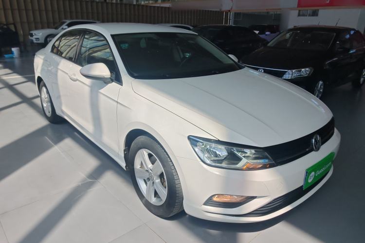 Used Volkswagen Lamando 2015 230TSI DSG Fashion Edition
