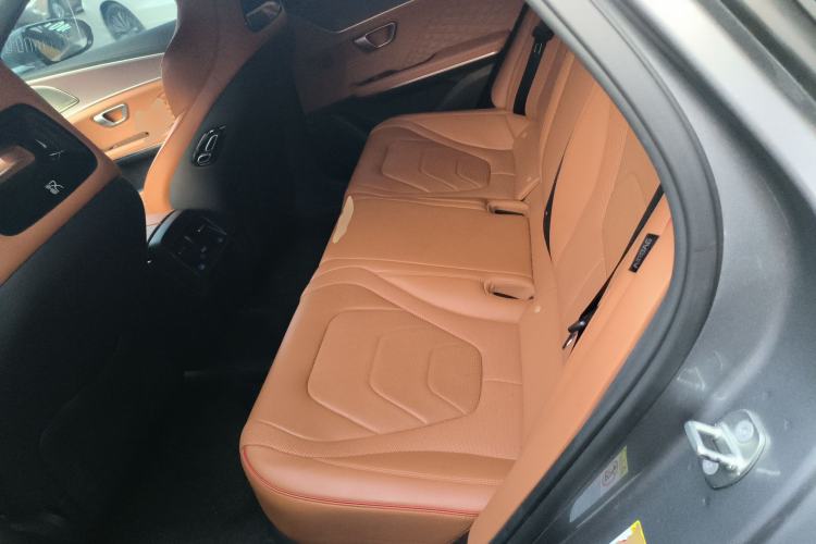 Used BYD Han 2022 EV Genesis Edition 715 km Front-Wheel-Drive Flagship Model
