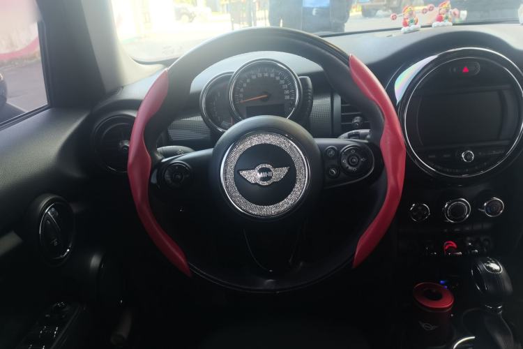 Used MINI 2016 1.5T COOPER Five-Door Edition
