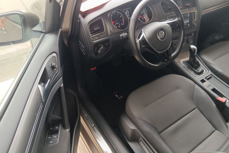 Used Volkswagen Golf 2016 1.6L Automatic Comfort Model