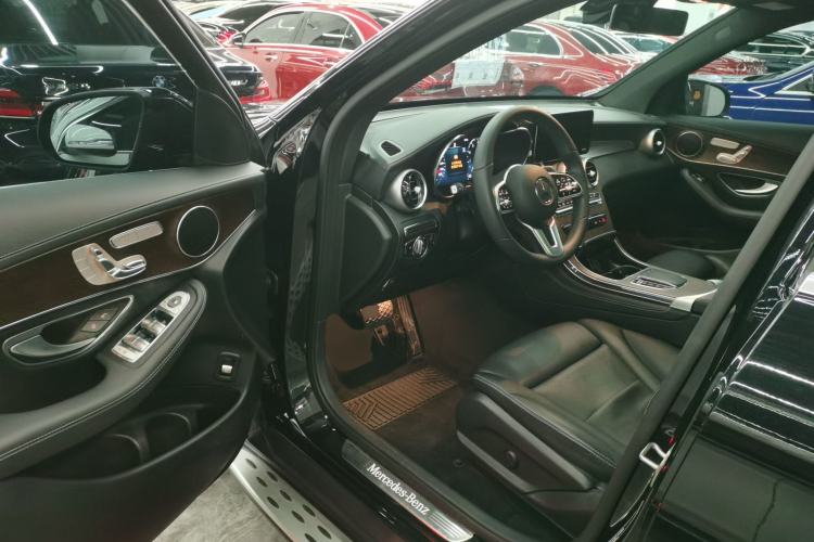 Used Mercedes-Benz GLC 2021 GLC 260 L 4MATIC Luxury Model Driver Seat