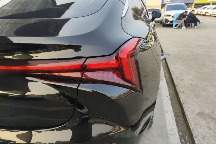 Used NETA S 2023 Pure Electric 520km Rear-Drive Lite Version Right Rear Taillight