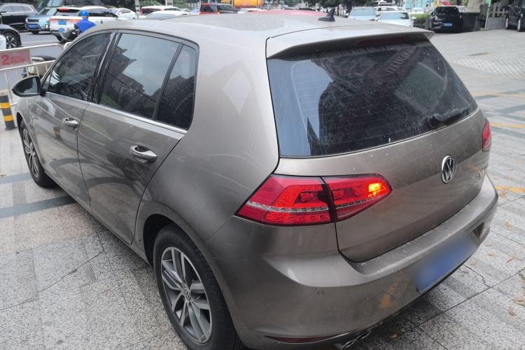 Used Volkswagen Golf 2014 1.4TSI Automatic Flagship Model Rear Left 45 Deg