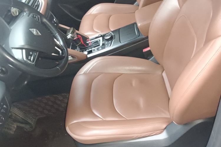 Used BORGWARD BX7 2018 28T 2WD Comfort Version 5 Seats China VI Emission Standard
