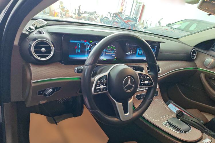Used Mercedes-Benz E-Class 2019 E 260 L 4MATIC