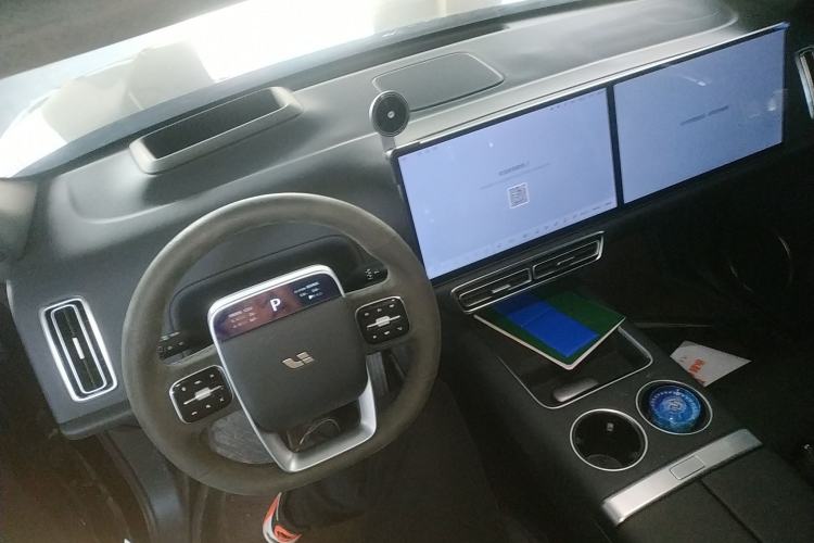 Used Li Auto L7 2023 Max model Center Console