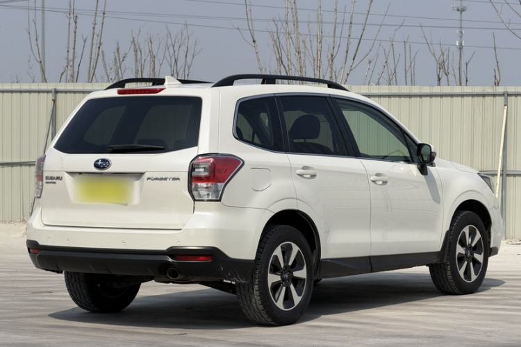 Used Subaru Forester 2016 2.5i Luxury Navigation Edition
