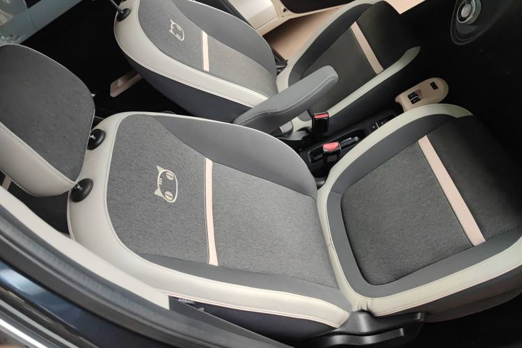 Used ORA Black Cat 2022 351 km HelloKitty Collaboration Edition Lithium-Ion Battery
