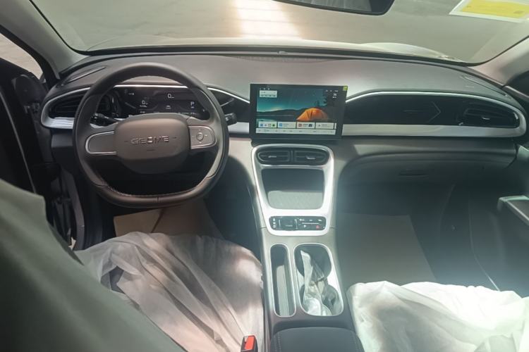 Used Geely Galaxy Geome 2026 Model 310km Youth Edition
