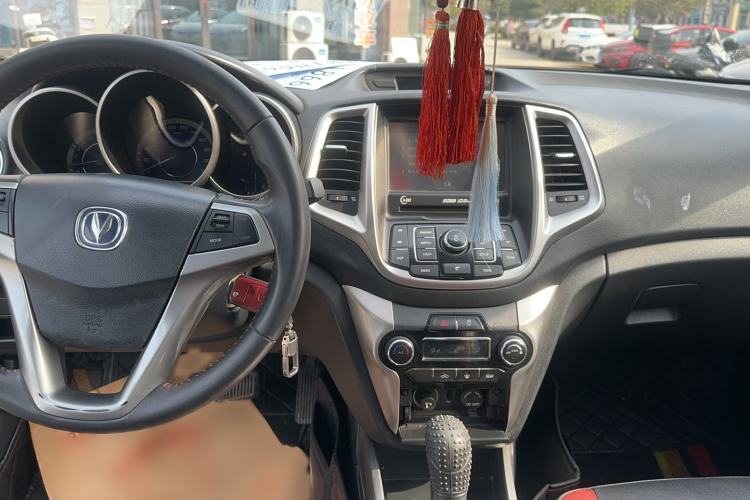 Used CHANGAN Eado 2013 1.6L Automatic Junku Model China IV Standard Interior 4