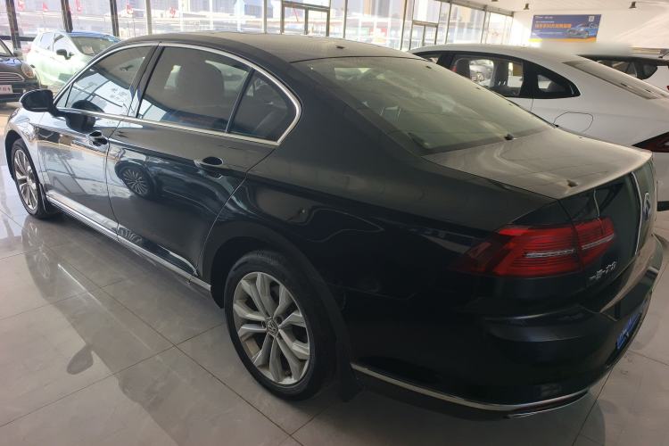 Used Volkswagen Magotan 2018 380TSI DSG Luxury Model
