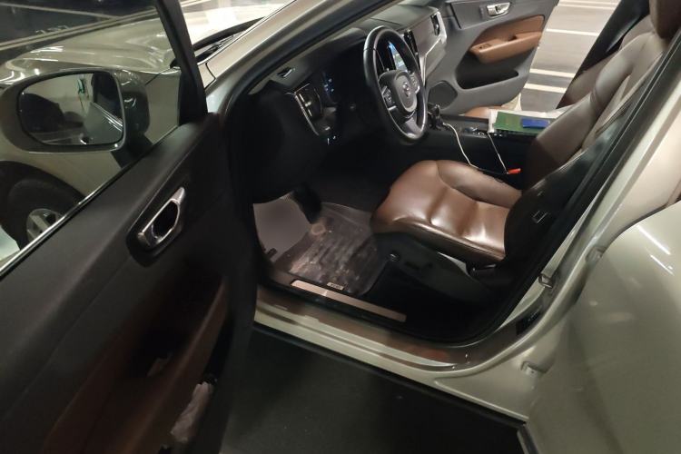 Used Volvo XC60 2020 T5 4x4 Zhiyi Luxury Edition
